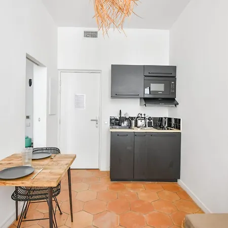 Chez Marius - 1 Ch Avec Clim - St Charles Apartment